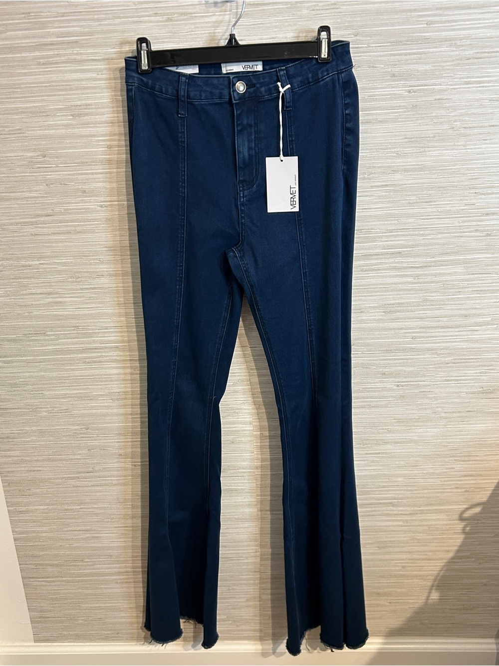 NWT Vervet Selena Super High-Rise Flare Jeans Dark Wash Raw Hem Sz 27 V2449 - Picture 2 of 10